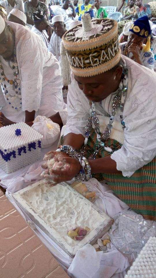 Grand voyant medium serieux et marabout vaudou sorcier africain