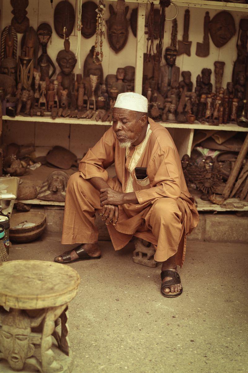 UN MAITRE MARABOUT AUTHENTIQUE DE L'ANCIENNE GENERATION