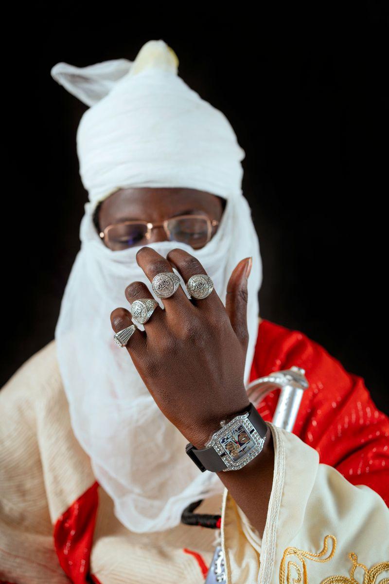 LE MAITRE DES MAITRES MARABOUTS AFRICAIN EN FRANCE